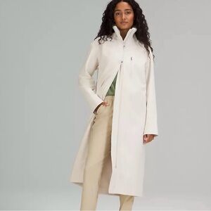 Lululemon Full Length Repel Shell Rain Coat size 8